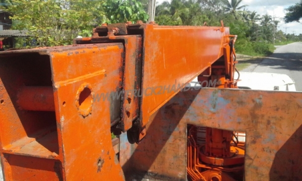 รถบรรทุกติดเครน ISUZU NKR เครนขนาด 2.5ตัน จดทะเบียน ปี 2536  เครื่อง 110 แรงม้า