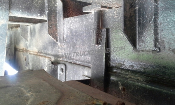 รถบรรทุกติดเครน ISUZU NKR เครนขนาด 2.5ตัน จดทะเบียน ปี 2536  เครื่อง 110 แรงม้า