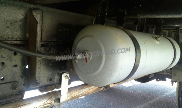 รถบรรทุกติดเครน ISUZU NKR เครนขนาด 2.5ตัน จดทะเบียน ปี 2536  เครื่อง 110 แรงม้า