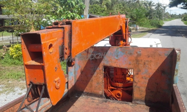 รถบรรทุกติดเครน ISUZU NKR เครนขนาด 2.5ตัน จดทะเบียน ปี 2536  เครื่อง 110 แรงม้า