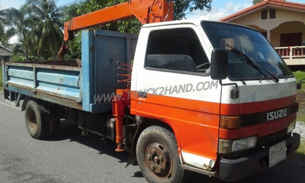 รถบรรทุกติดเครน ISUZU NKR เครนขนาด 2.5ตัน จดทะเบียน ปี 2536  เครื่อง 110 แรงม้า