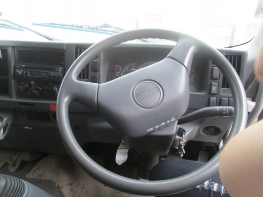 รถบรรทุก 6 ล้อ ISUZU FTR 240