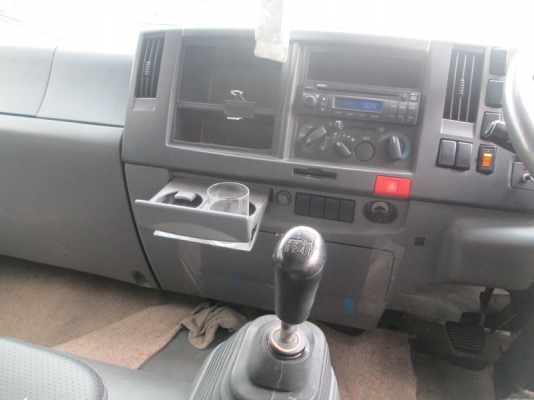 รถบรรทุก 6 ล้อ ISUZU FTR 240