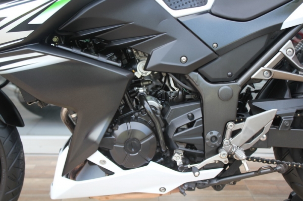 ขายZ250 สีขาว year2014