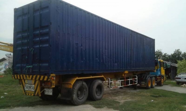 ตู้คอนเทนเนอร์พร้อมหาง สภาพสวย ตู้คอนเทนเนอร์พร้อมหาง สภาพสวย