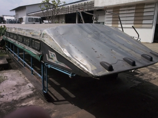 ขายถูก โครงหลังคารถโดยสาร ISUZU ยาว 5 เมตร ขายถูก โครงหลังคารถโดยสาร ISUZU ยาว 5 เมตร