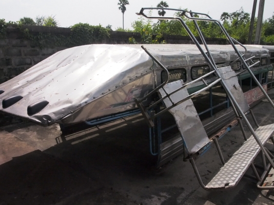 ขายถูก โครงหลังคารถโดยสาร ISUZU ยาว 5 เมตร