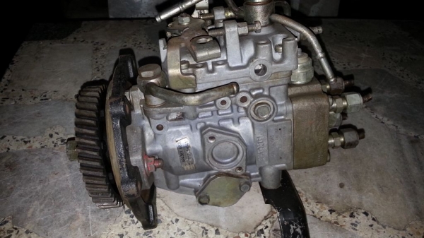 ขายปั้มโซล่า isuzu 4jb เฟือง..สำหรับแทนปั้มไฟฟ้า 3.0 เก่านอก 7,500