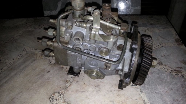 ขายปั้มโซล่า isuzu 4jb เฟือง..สำหรับแทนปั้มไฟฟ้า 3.0 เก่านอก 7,500