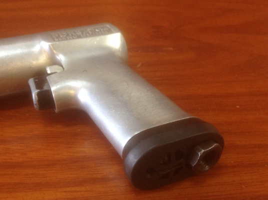 ขายสว่านลม Vintage Snap-On สำหรับชิ้นนี้สะสมไว้เองราคาพิเศษสุด ตอบแทนลูกค้าที่ติดตามชมสินค้าของเรามาโดยตลอด