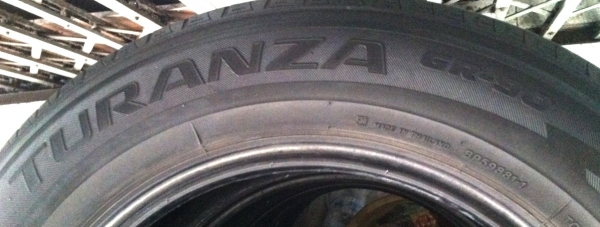 ขายยางบริดสโตน GR90 ตัวท็อป 205-65-16 ยางปี 2412 ขาย 400 บาท