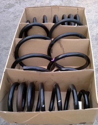 สปริงเดิมถอดจากรถป้ายแดง Hyundai H1 ยังไม่ได้ลงพื้นถนน