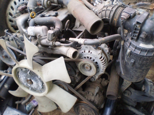 หัวเก๋ง NISSAN FRONTIER+แชสซีบิ๊กเอ็ม + QD 32 ฟรอนเทีย 4 ประตู จากญี่ปุ่น หัวเก๋ง NISSAN FRONTIER+แชสซีบิ๊กเอ็ม + QD 32 ฟรอนเทีย 4 ประตู จากญี่ปุ่น