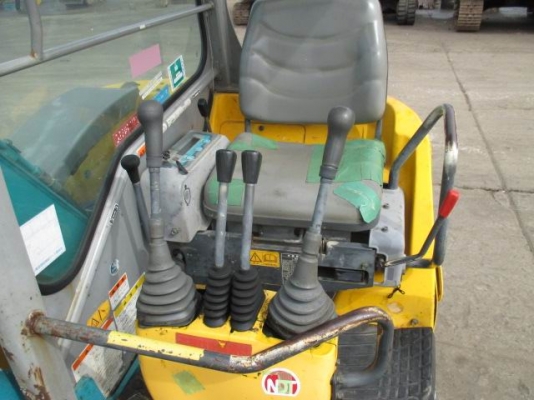 ขายรถขุด KUBOTA รุ่น: RX-303  เก่านอกแท้ 100\% มีเอกสารอินวอย