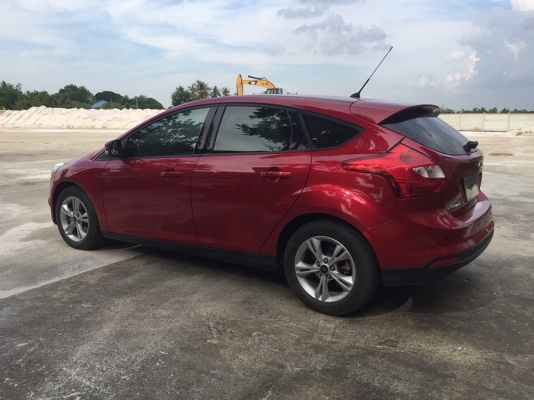 ฟอร์ด โฟกัส **สภาพสวย**ใช้น้อย ปี 2013 ฟอร์ด โฟกัส **สภาพสวย**ใช้น้อย ปี 2013