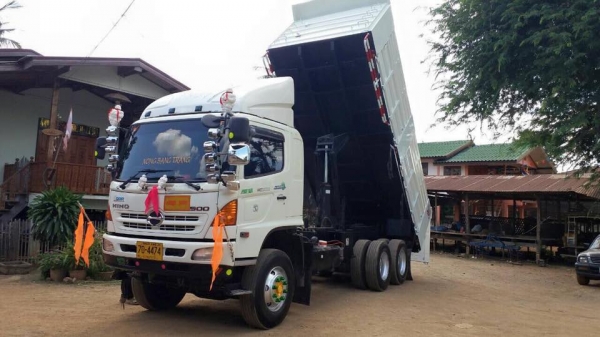 ขายฮีโน่330ปี55 ขายฮีโน่330ปี55