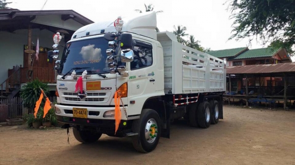 ขายฮีโน่330ปี55 ขายฮีโน่330ปี55