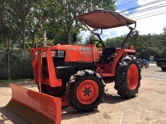 ขายรถไถKubota L3408 (4WD) พร้อมใบมีดหน้าใหม่และผานพรวน รถพร้อมใช้งาน