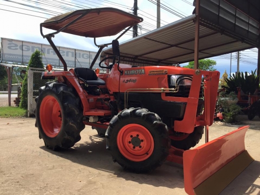 ขายรถไถKubota L3408 (4WD) พร้อมใบมีดหน้าใหม่และผานพรวน รถพร้อมใช้งาน
