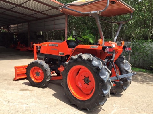 ขายรถไถKubota L3408 (4WD) พร้อมใบมีดหน้าใหม่และผานพรวน รถพร้อมใช้งาน ขายรถไถKubota L3408 (4WD) พร้อมใบมีดหน้าใหม่และผานพรวน รถพร้อมใช้งาน