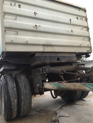 ขายหางพ่วง  สามมิต  2  เพลา. ปี 48    สนใจติดต่อ  081 - 6079515