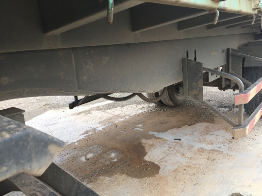 ขายหางพ่วง  สามมิต  2  เพลา. ปี 48    สนใจติดต่อ  081 - 6079515