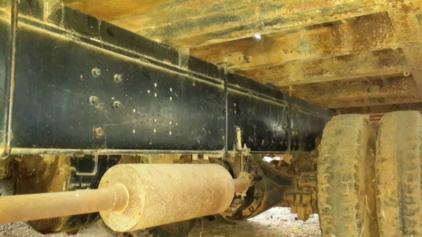 ขายด่วนเทรนเลอร์หางปลาจัมโบ้สองเพลาเกียร์กลางทะเบียนพร้อมหางใหญ่ขึ้นcat320สบายโทร0843923995