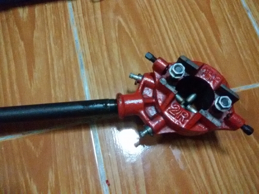 เครื่องต๊าปเกลียวท่อ REX MINI