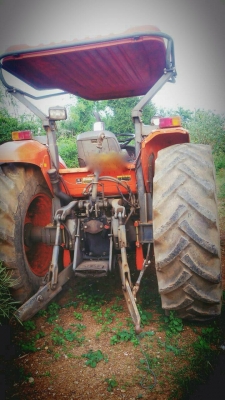 รถไถ KUBOTA M9540  2 เพลา.  ( รถทำงาน 3,xxx ชม. )    สนใจติดต่อ  081 - 6079515