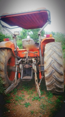 รถไถ KUBOTA M9540  2 เพลา.  ( รถทำงาน 3,xxx ชม. )    สนใจติดต่อ  081 - 6079515
