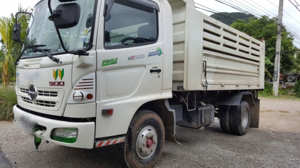 รถฮีโน่ 6 ล้อดั้ม FC9J 175 แรงม้า. ปี 54  ( รถวิ่ง 13x,xxx กม. )      สนใจติดต่อ  081 - 6079515