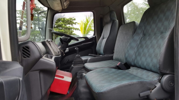 รถฮีโน่ 6 ล้อดั้ม FC9J 175 แรงม้า. ปี 54  ( รถวิ่ง 13x,xxx กม. )      สนใจติดต่อ  081 - 6079515