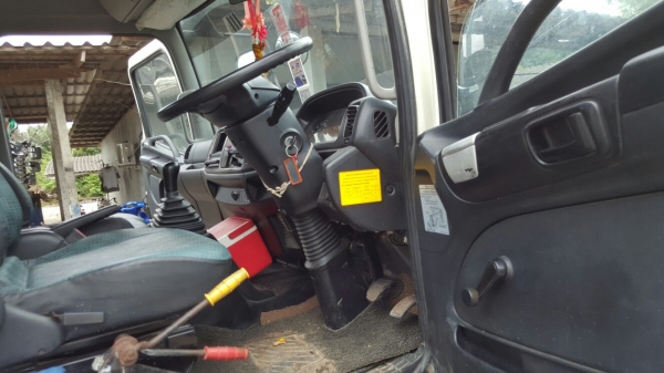 รถฮีโน่ 6 ล้อดั้ม FC9J 175 แรงม้า. ปี 54  ( รถวิ่ง 13x,xxx กม. )      สนใจติดต่อ  081 - 6079515