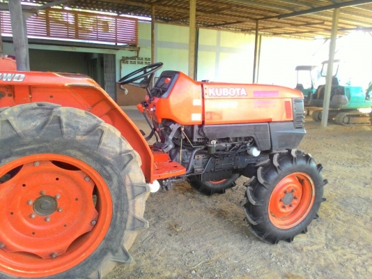 ขายรถไถ KUBOTA L4508 แถมผาน6 ยางหน้าใหม่  ทะเบียนพร้อมโอน  ราคา 200,000 รถอยู่ อ.แกลง จ.ระยอง  สนใจสอบถาม 0818618678 id line=0818618678 0899347475 id line=carbonthai มีรถขนส่งบริการทั่วไทย