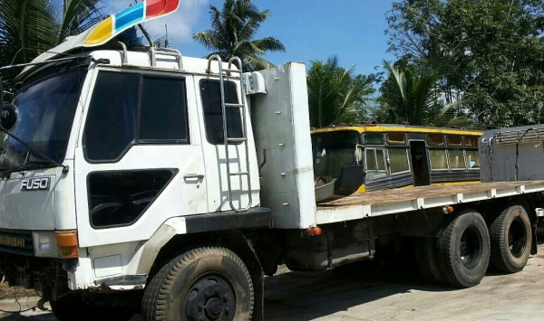 สิบล้อ 2เพา มิตซู ไอ้หลง FN527 TD-319××× 6D16โบว์2เพา แม่ลูก2คาน พื้นเรียบ สภาพดีพร้อมใช้ ทะเบียนพร้อมโอน สิบล้อ 2เพา มิตซู ไอ้หลง FN527 TD-319××× 6D16โบว์2เพา แม่ลูก2คาน พื้นเรียบ สภาพดีพร้อมใช้ ทะเบียนพร้อมโอน