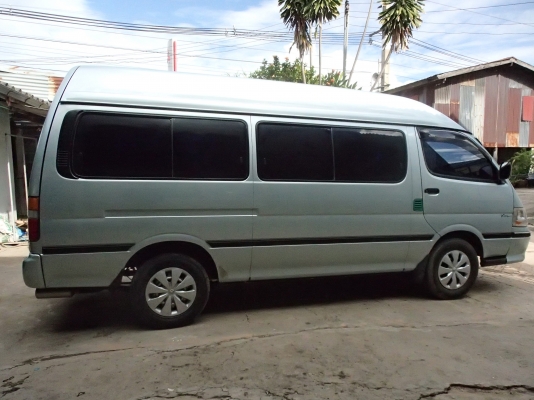 รถบ้านเจ้าของขายเอง รถตู้หลังคาสูงCOMMUTER ดีเซล 3000 cc เครื่องดีเดิมไม่มีชนแอร์ฉ่ำทีวีCD ครบสวยสอาดพร้อมใช้ พร้อมโอน