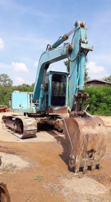 ขายครับ แบ็คโฮ KOMASZU PC 60 หรือ 10HT-2 ติดต่อลายละเอียด โทร 0812805754