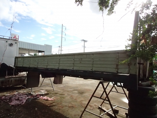 ขายกระบะรถ HINO ยาว 5.50 ม. ปูพื้นเหล็กราคาถูกๆครับ