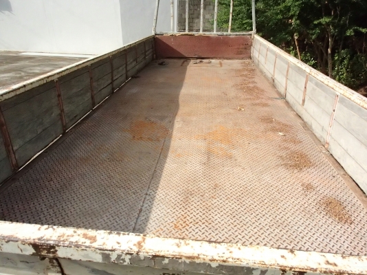 ขายกระบะรถ HINO ยาว 5.50 ม. ปูพื้นเหล็กราคาถูกๆครับ