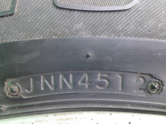 ขายแม็ก TOYOTA VIGO ขอบ16 รุ่นพิเศษสีเทา พร้อมยางบริดสโตน ปี12 ถูกๆ พร้อมน๊อตแท้ 24 ตัว จำนวน 1 ชุด 5800 ขายแม็ก TOYOTA VIGO ขอบ16 รุ่นพิเศษสีเทา พร้อมยางบริดสโตน ปี12 ถูกๆ พร้อมน๊อตแท้ 24 ตัว จำนวน 1 ชุด 5800