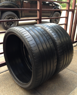 ยาง Michelin super sport 265 30 20 สิ้นปี13 สภาพสวย เนื้อนิ่ม ราคาไม่แพง