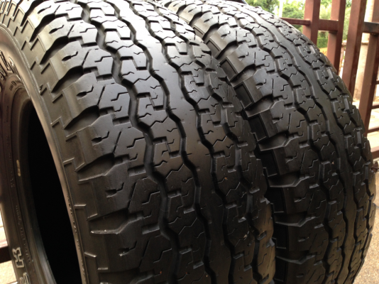 ยาง All Dunlop 265 70 16 กลางปี11 จำนวน2เส้น made in Japan ดอกดี ไม่มีปะ ราคาไม่แพง