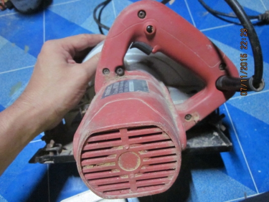 เลื่อยวงเดือน Maktec ครับ ดุไม่เป็น copy หรือเปล่าขายถูกๆ เลื่อยวงเดือน Maktec ครับ ดุไม่เป็น copy หรือเปล่าขายถูกๆ