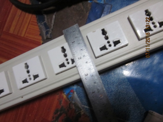 รางปลั๊กไฟอย่างดี กล่องอลูมีเนียมแข็งแรง มีเบรคเกอร์ในตัว