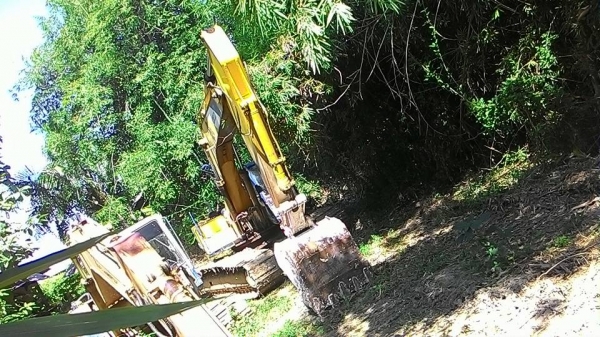 รถแบคโฮ KOBELCO SK220 M3