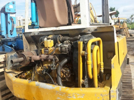 รถขุด KOMATSU PC30-6