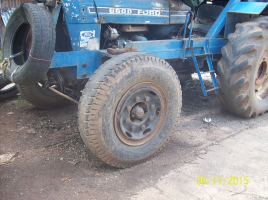 ขายแบคโฮ-รถคีบอ้อย