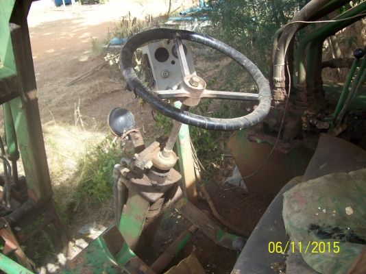 ขายแบคโฮ-รถคีบอ้อย