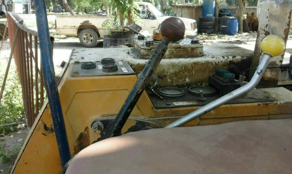 ขายรถแบคโฮ KOMATSU PC10-3 พร้อมสาลี่ลาก ราคา 120000