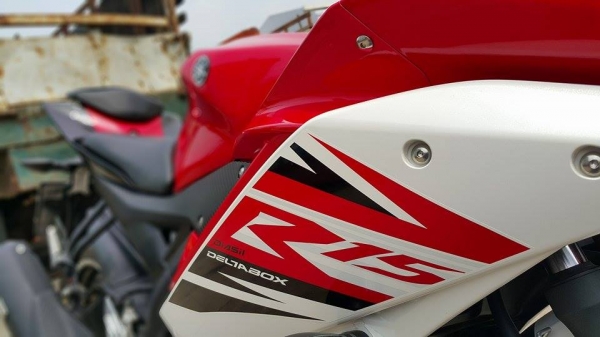 ด่วน R15 2014 วิ่งน้อย ไม่ล้มไม่ชน ขายถูก จัดส่งฟรี ต่อรองได้ครับ